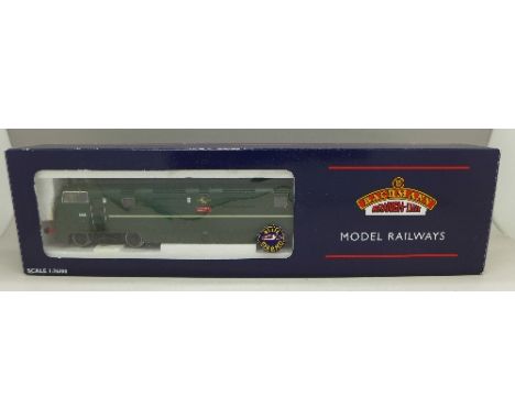 A Bachmann 1/76th scale Class 42 Warship diesel in BR green, D818 Glory, boxed