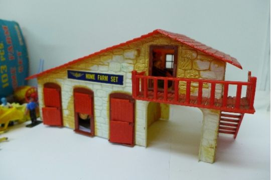 plastic farm set