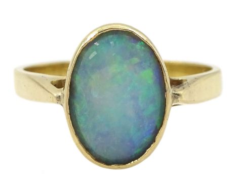 15ct gold single stone opal ringCondition Report:Approx 3.65gm, size P-Q, max depth = 12.7mm, small chip to opal at edge