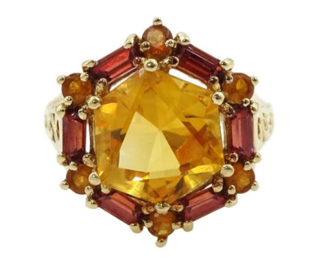 9ct gold hexagonal two tone citrine cluster ring, with pierced scroll shoulders, hallmarked Condition Report:Approx 5gm, size