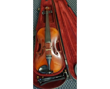 Tatra Byrosetti Stradivarius model violin and bow in plastic case. IMPORTANT: Online viewing and bidding only. No in person c