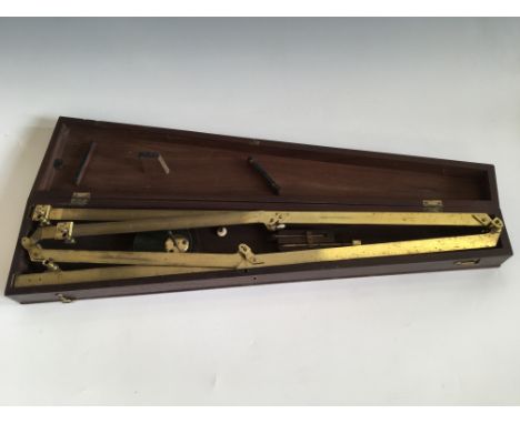 A D. Adams brass pantograph in mahogany case. IMPORTANT: Online viewing and bidding only. No in person collections, an additi