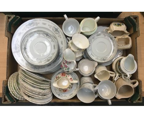 A mixed lot of teawares to include a Richmond Blue Poppy part tea service and other items 