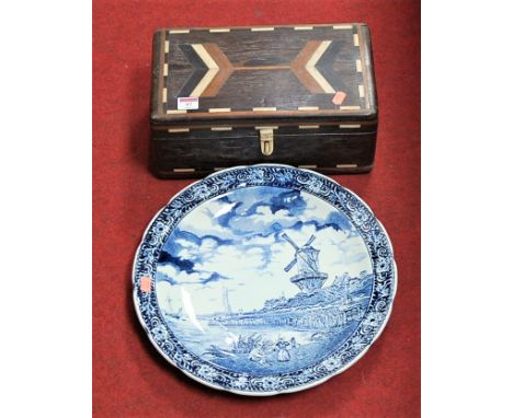 An early 20th century Anglo-Indian specimen inlaid box and contents to include chromed AA car badge No. OR23693, various souv