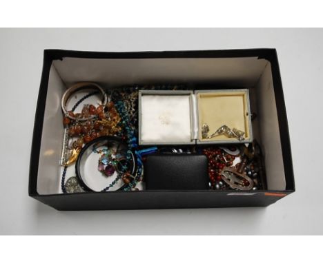 A box of miscellaneous items to include a lady's Sekonda steel cased wrist watch, silver bangle in the form of a buckle, agat