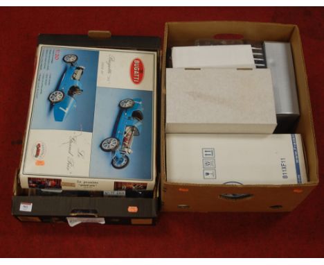 Two boxes of mainly modern diecast, to include boxed Aircraft of the Aces; together with an un-built Burago plastic kit model
