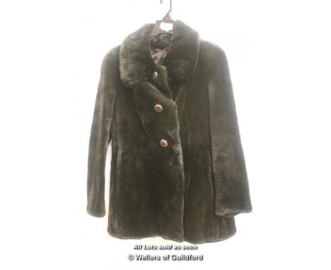 *Saga Furs Blue Arctic Fox Stunning Coat (Full Skins)- (Lot Subject To VAT)  [LQD108]