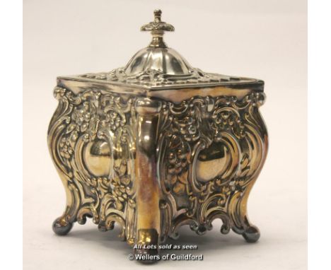 A Victorian EPBM tea caddy.