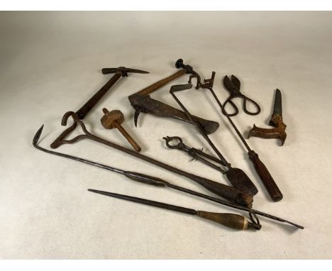 A collection of vintage tools to include hammers, branding irons and many others (12)