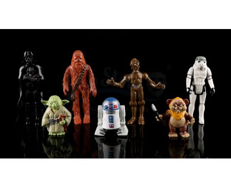 DISNEY - Seven loose figures which were exclusively available at Disney theme parks. Fair - Minor marks. Dimensions: 13 cm x 