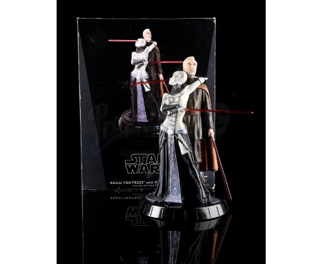 GENTLE GIANT - 1:6 scale statue. #1487/1700. Complete with display base and three detachable red lightsabers. Comes packaged 