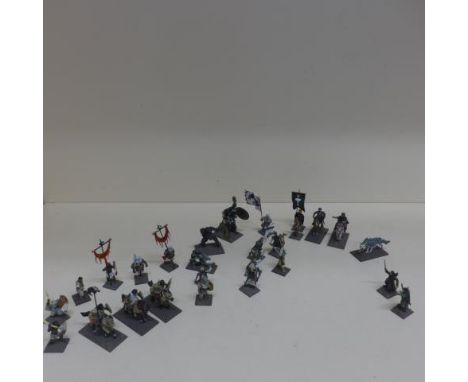 A collection of 253 Lord of the Rings/Fantasy/Wargaming metal/plastic figures - 92 Far Harad, 64 Isengard half Orcs, 59 Gondo