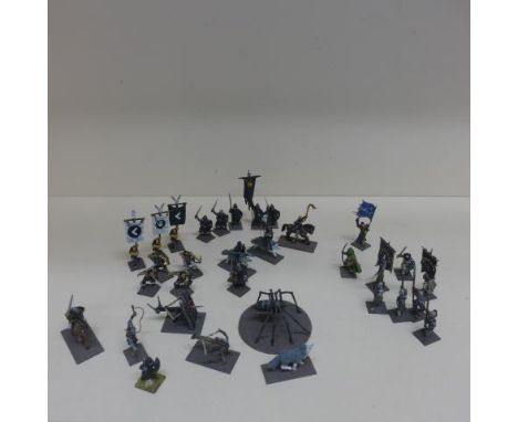 A collection of 252 Lord of the Rings/Fantasy/Wargaming metal/plastic figures - 58 half Orcs, 63 Gondor Provinces, 31 Dunlend