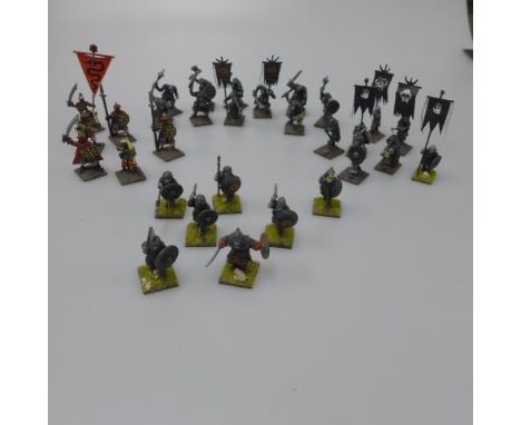A collection of 319 well painted Lord of the Rings/Fantasy/Wargaming metal/plastic figures - Morodor Uruk-hai x 126, Orcs/Gob