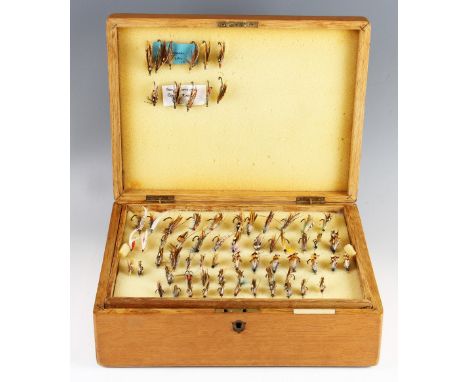Fly Reservoir: presentation wooden fly  reservoir box with two removable trays foam lined containing a good selection of trad