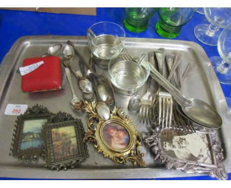 QUANTITY OF FLOWER FAIRY COLLECTORS PLATES TOGETHER WITH MYOTT BOUQUET SMALL PLATES AND QUANTITY OF GILT EDGED SWEETCORN DISH