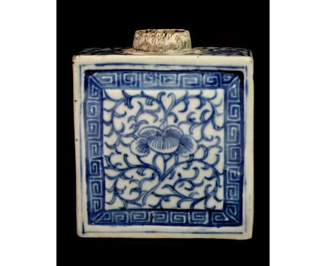 A 19th century Chinese hand painted porcelain tea caddy, H. 13cm.