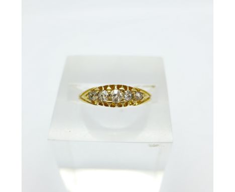 A Victorian 18ct gold, five stone diamond ring, Birmingham 1898, 2.9g, K