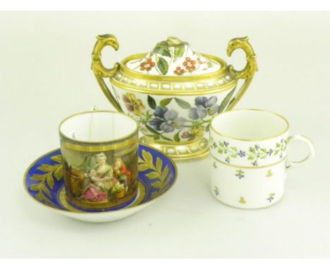 AN ENGLISH PORCELAIN BOTANICAL SUCRIER AND COVER WITH GILT EAGLE'S HEADED HANDLES, C1820 COVER DAMAGED, A SEVRES STYLE CABINE