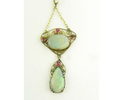 AN OPAL, SYNTHETIC RUBY AND GOLD PENDANT, EARLY 20TH CENTURY AND A GOLD FINE NECKLET, 6.9G