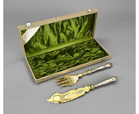 Serving cutlery in cassette, Art Deco, a carving fork and knife with a silver handle, 800/000, decorated with palmettes, and 