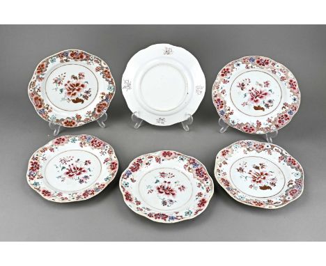 Six 18th century Chinese porcelain family rose plates with floral decor and contoured rim. Minimum chip possible. Dimensions: