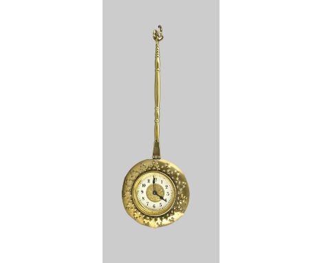 Antique brass wall clock, in the shape of a bedpan. Circa 1900. Winding spring is good. Dimensions: 24 cm. In good condition.