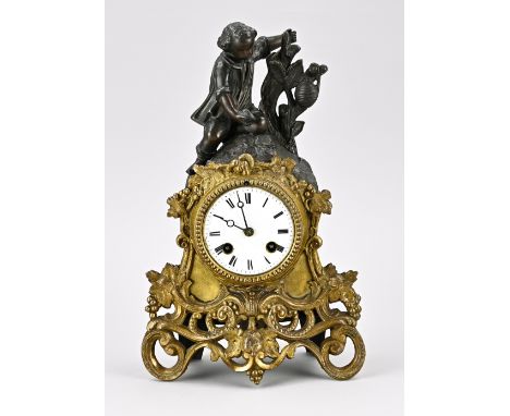 Antique French Louis Philippe mantel clock. Circa 1860. Eight-day movement, half-hourly striking, spring pendulum. Restoratio