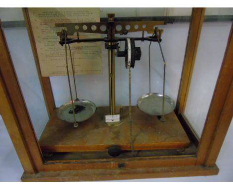 Cased set of scientific scales