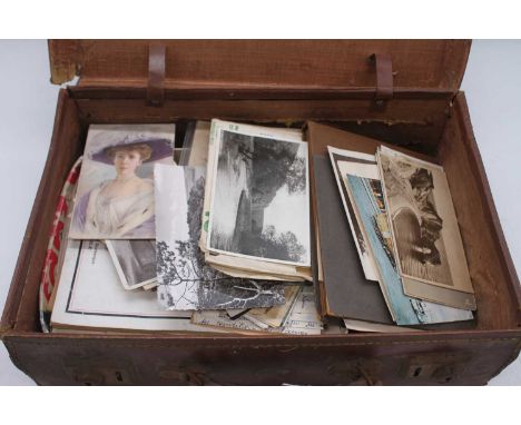 A collection of vintage postcards &amp; ephemera to include menus, letter &amp; Edwardian pictures and postcards to include t