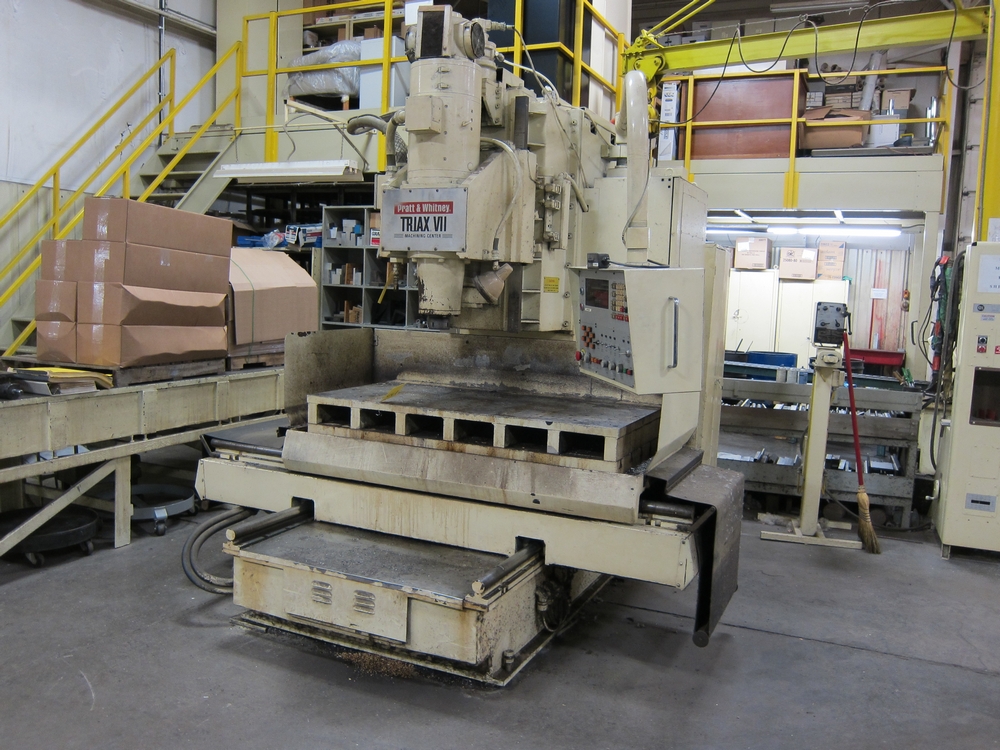 Pratt & Whitney CNC 3-Axis Vertical Machining Center, Model: Triax VII ...