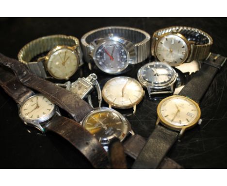 A BAG OF VINTAGE GENTS WRISTWATCHES