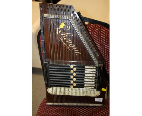 A VINTAGE LOHENGRIN ZITHER