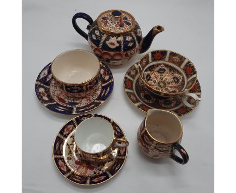 2 DERBY CUPS &amp; SAUCERS &amp; OTHER IMARI STYLE CHINA