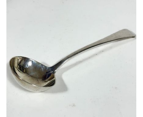 An English 1815 George III provincial silver Old English pattern sauce ladle, (L: 18cm) (55.49g)