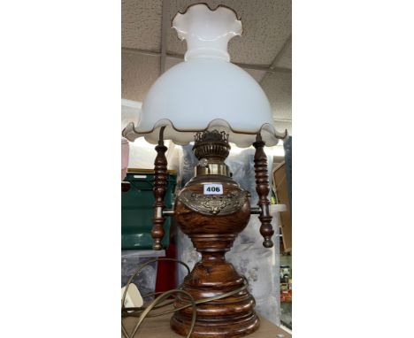 VICTORIAN STYLE ELECTRIFIED OIL LAMP WITH FRILLED SHADE 60CM H APPROX.