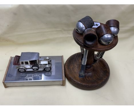 OAK PIPE HOLDER AND PIPES AND A VINTAGE CAR CIGARETTE BOX