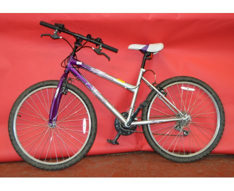 CHALLENGE FIFTH AVENUE Bicycle [VAT ON HAMMER PRICE]