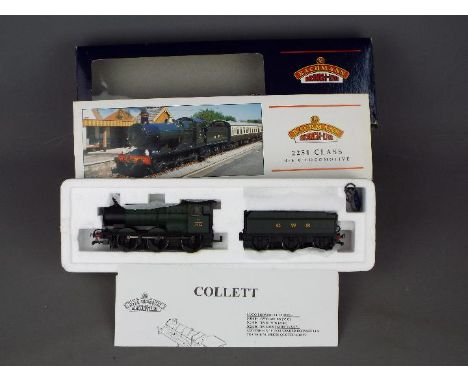 Bachmann - A boxed Bachmann OO gauge #32-300 0-6-0 2251 Collett Goods Steam Locomotive Op.No.3202 in BR Green livery. Model a