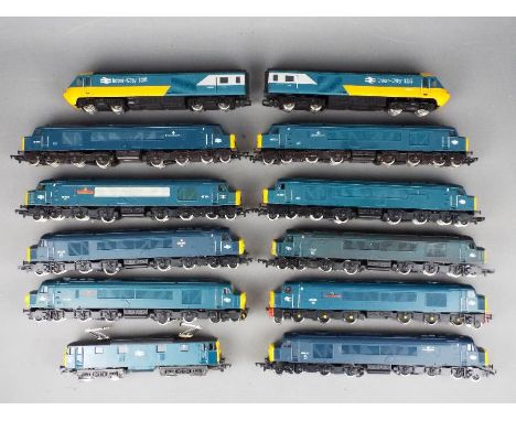 Bachmann, Hornby, Mainline - An unboxed assortment of 12 OO gauge diesel and electric locomotives. Lot includes Mainline Op.N