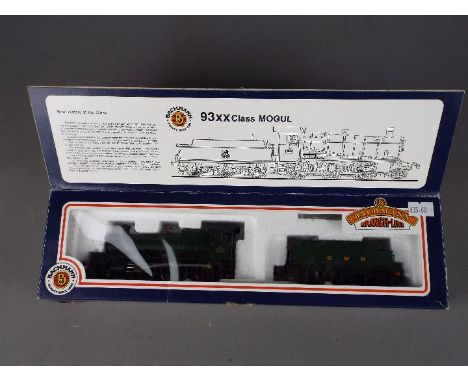 Bachmann - A boxed Bachmann OO gauge #31-801 93XX Class 2-6-0 Mogul Steam locomotive Op.No. 9319 in GWR Green livery. Model a