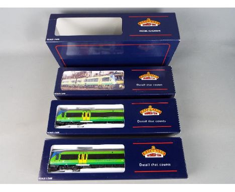 Bachmann - A boxed Bachmann OO gauge #32-460 Class 170/5 Turbostar 3 Car DMU Set Op.No.170637 in Central Trains livery. Model