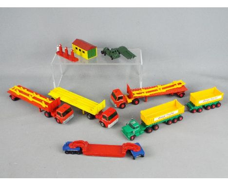 Matchbox - A group of unboxed Matchbox diecast vehicles and an unboxed Matchbox garage. Items include Matchbox king Size K15 