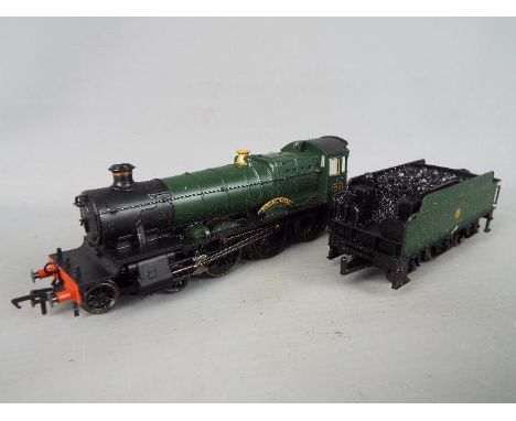 Bachmann - An unboxed Bachmann OO gauge 4-6-0 Steam Locomotive and Tender Op.No.7811 'Dunley Manor' in GWR Green livery. The 