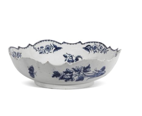 Rare large Lowestoft porcelain salad bowl decorated in underglaze blue with prints of pine cone and other fruits within a sha