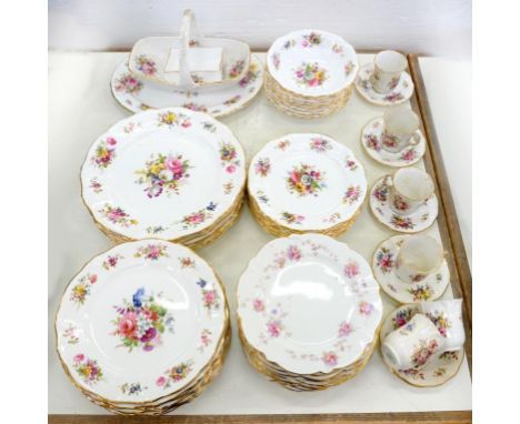 AN EXTENSIVE HAMMERSLEY BONE CHINA FLORAL DINNER SERVICE AND A SET OF TEN AYNSLEY FLORAL BORDERED PLATES, ETC