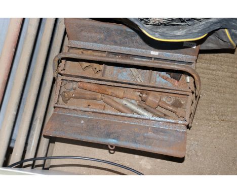 A cantilever tool box and contents of tools 