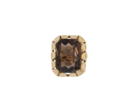 A smoky quartz dress ring, claw set octagonal smoky quartz, approximately 20.1 x 15.1mm, estimated approximate weight 16.00ct