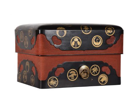 A JAPANESE RED AND BLACK LACQUER BOX AND COVERMEIJI PERIOD, LATE 19TH OR EARLY 20TH CENTURYOf rectangular section, with gilt 