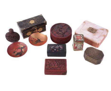 A GROUP OF CHINESE AND JAPANESE LACQUERED OBJECTS AND OTHERS19TH/20TH CENTURYIncluding: one lacquered snuff bottle, 8.7cm hig